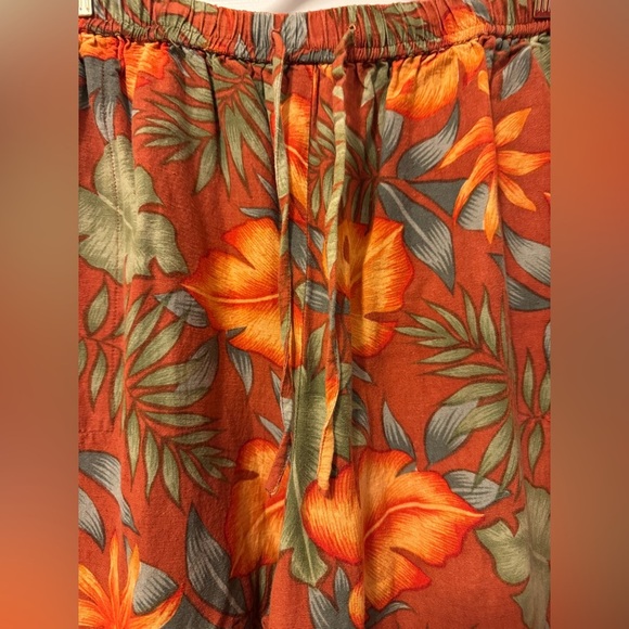 Kaktus Orange and Green Capris with Tropical Print - Picture 3 of 12